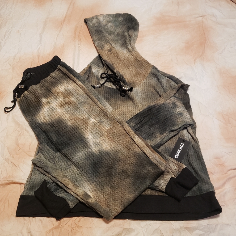 Steve Madden Lounge Pajama Set Sz. M